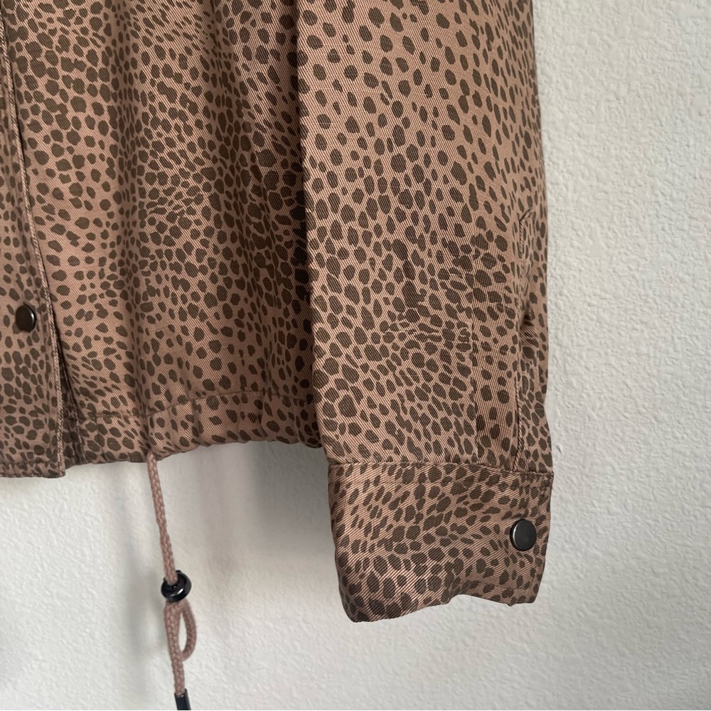 Rails Cheetah Front Zipper Lightweight Jacket - image 7